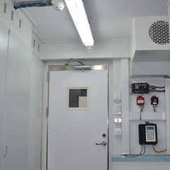 20ft offshore pressure cabin3_b